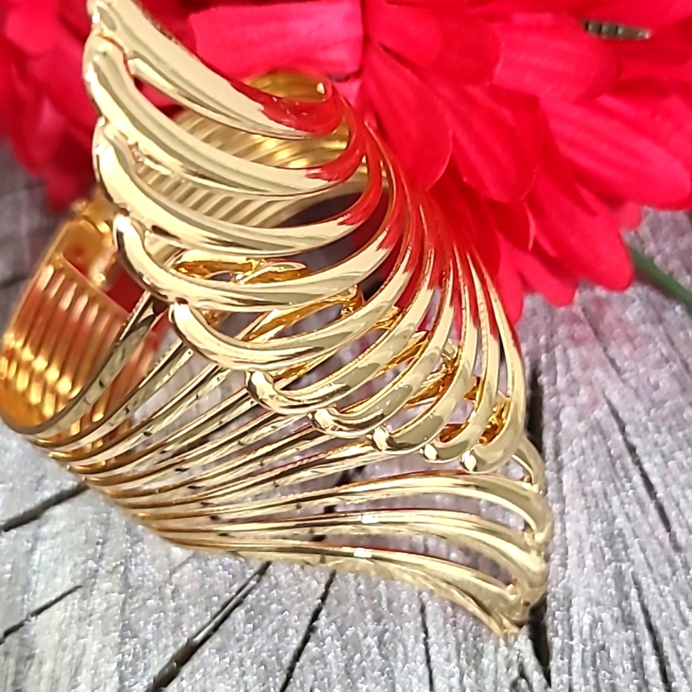 Angel Wing Bracelet
